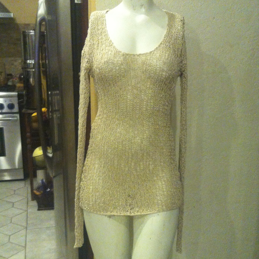 Remain tape yarn knit top